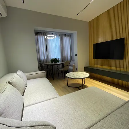 Elite Apartment *